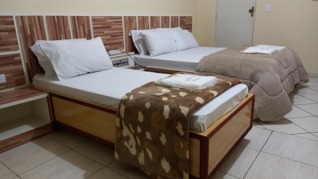 Hotel Dalias Guarulhos Buitenkant foto