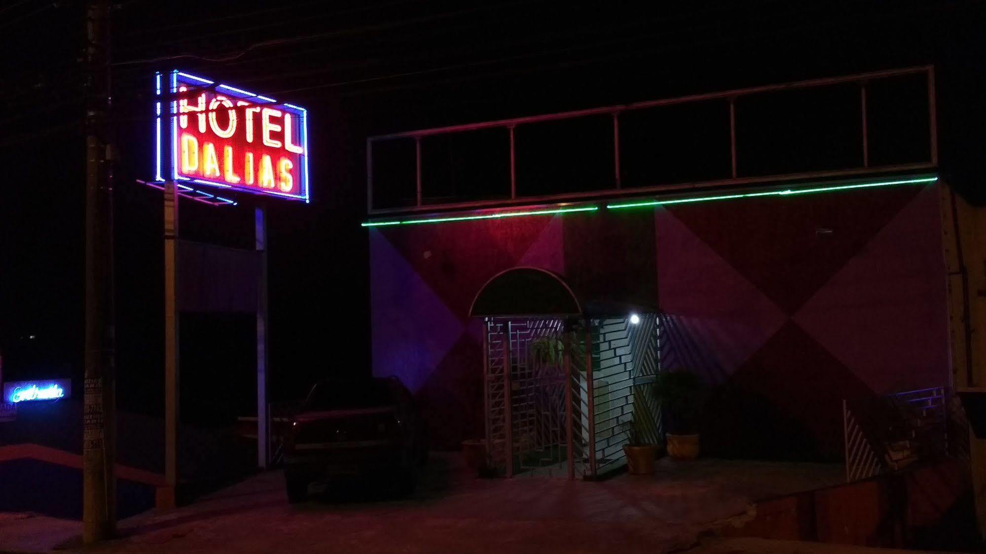 Hotel Dalias Guarulhos Buitenkant foto